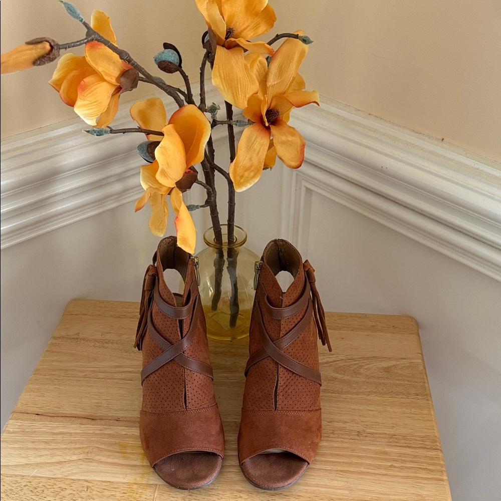 Franco Sarto Perforated Suede Ankle Booties‎ with Tassel - 8.5